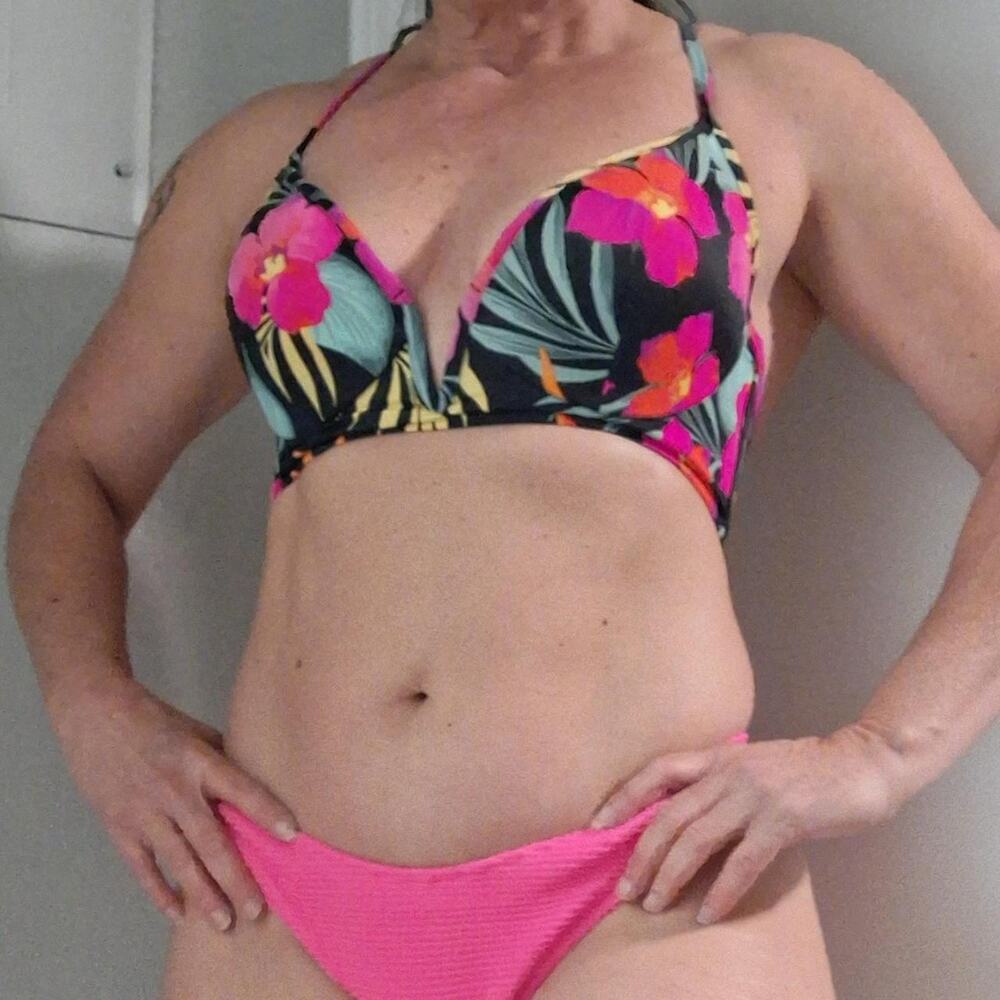 🌸 Bright Tropical Bikini Set 🌸